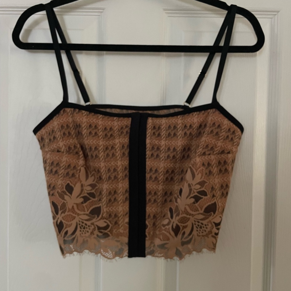 Aerie NWT Floral Lace-Overlay Cropped Camisole in Beige and Black
